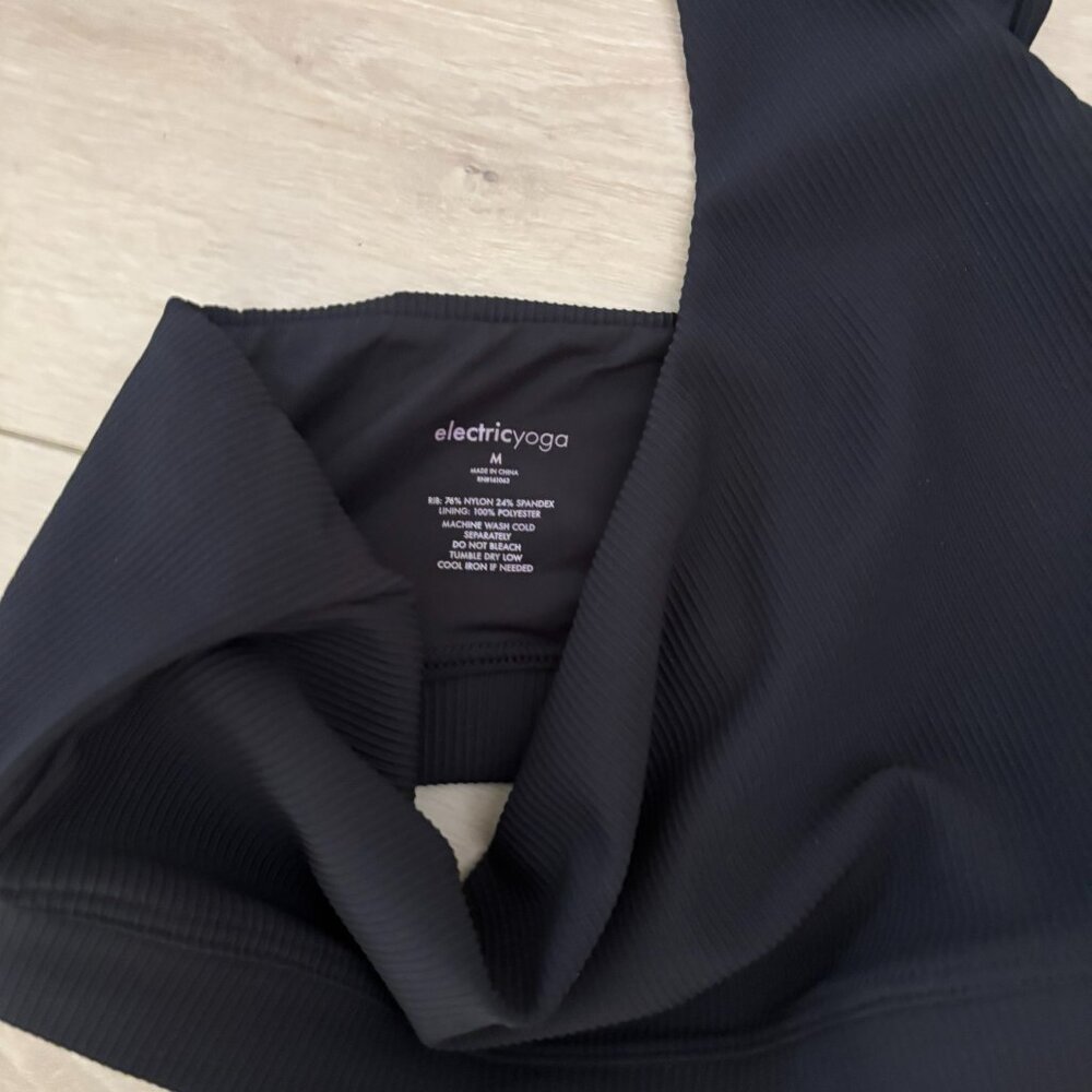 ELECTRIC YOGA Rib Legging & Off Shoulder Rib Bra Set - Picture 11 of 12